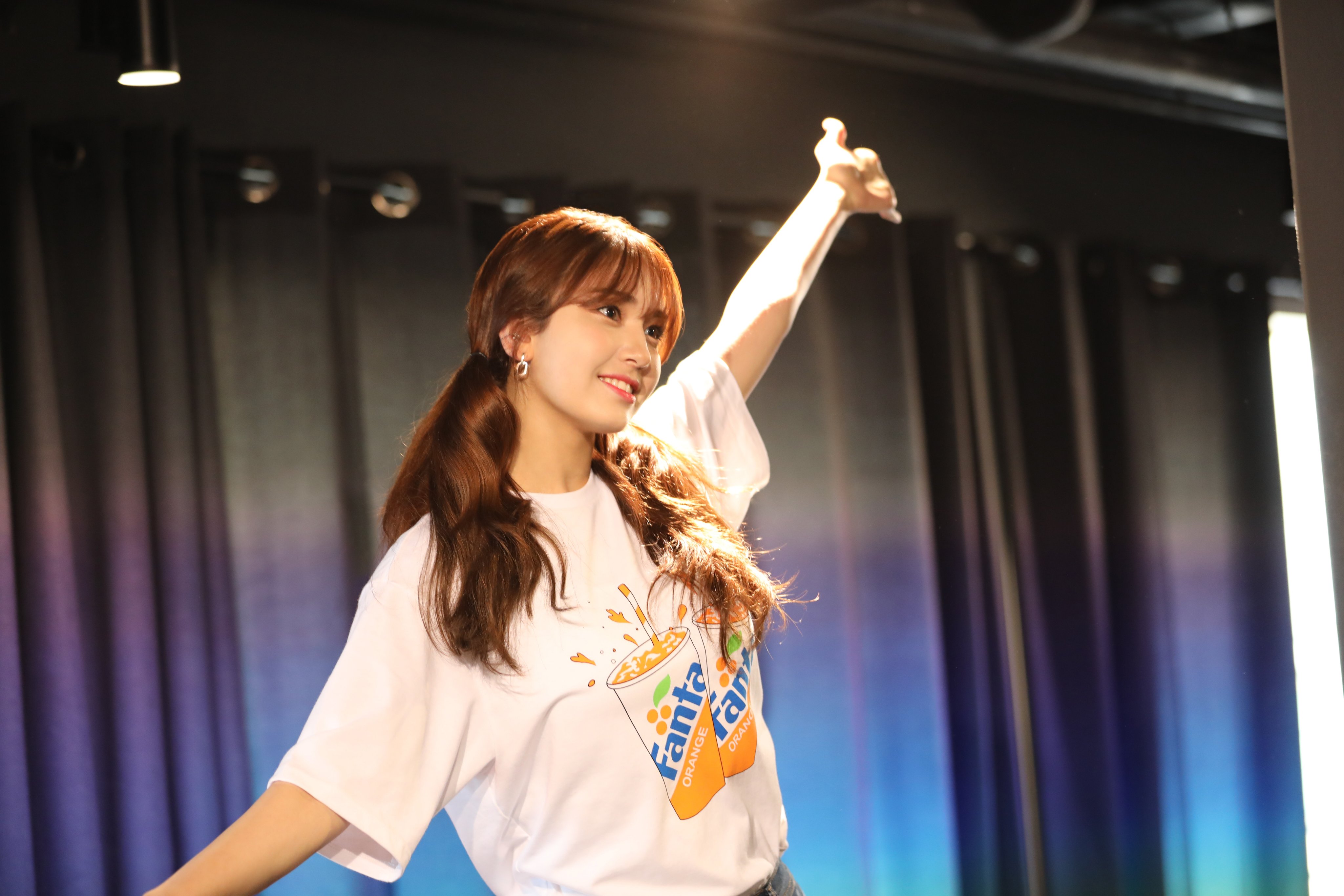 Jeon So Mi bekerja sama dengan Fanta untuk TikTok. (Foto: Twitter/@somi_official_)