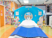 Takashi Murakami Sulap Ruangan CT Scan Jadi Lebih Berwarna