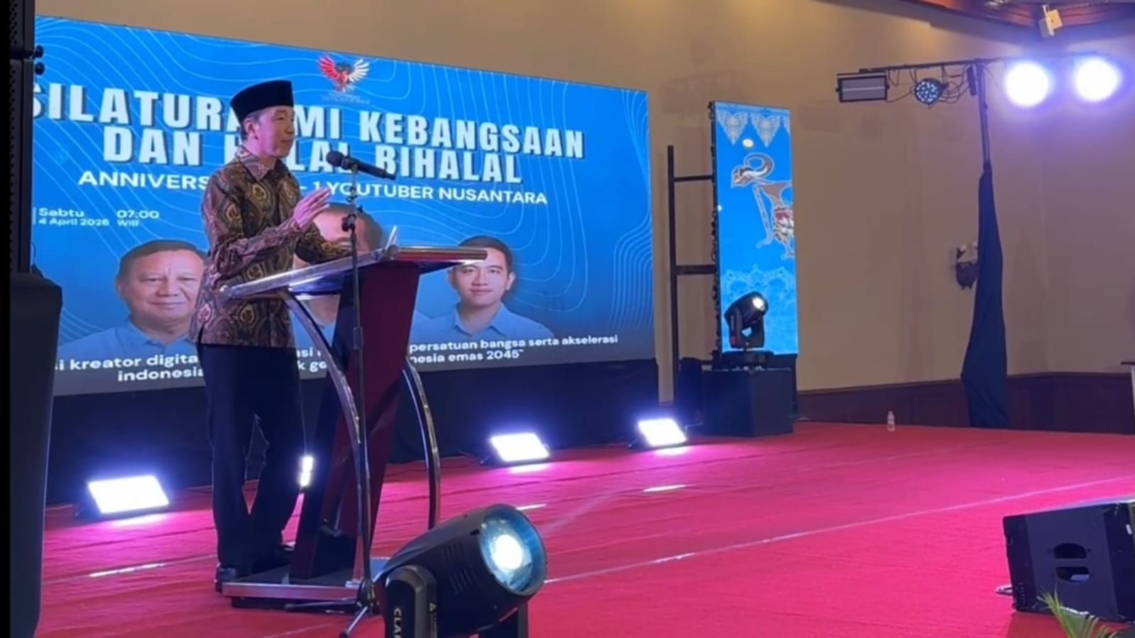 Jokowi Beri Perintah Relawan Gibran Tidak Bikin Gaduh, Harga Minyak Lagi Tinggi