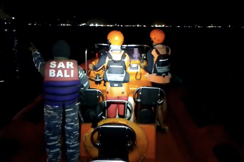 Kisah Heroik ABK Sandi Wariyawan Selamatkan Nyawa Penumpang KMP Tunu Pratama Jaya