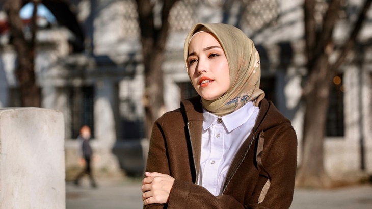 Adelia Wilhelmina Rilis Single Perdana 'Insya Allah di Jalan-Mu'
