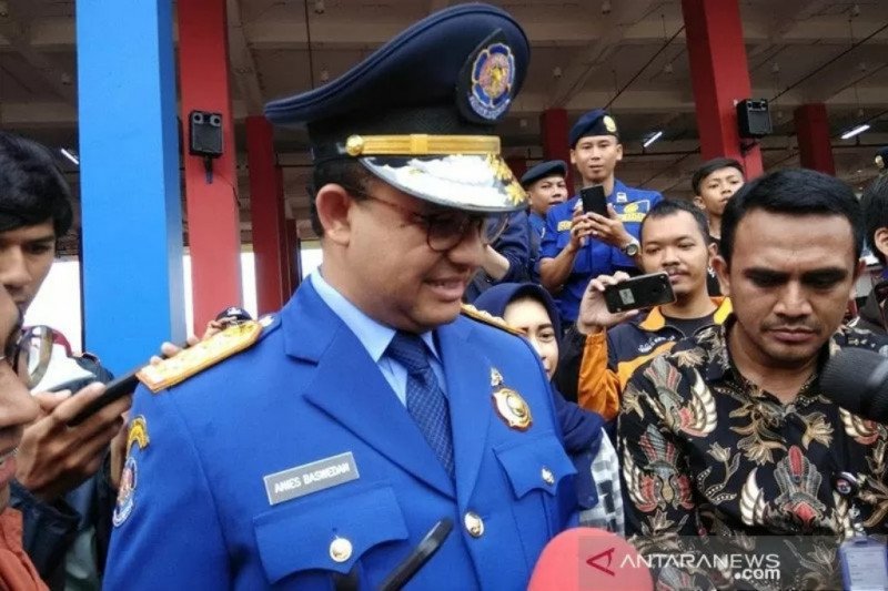 Stok Pangan di Jakarta Aman, Anies Minta Warga tak Belanja Berlebihan