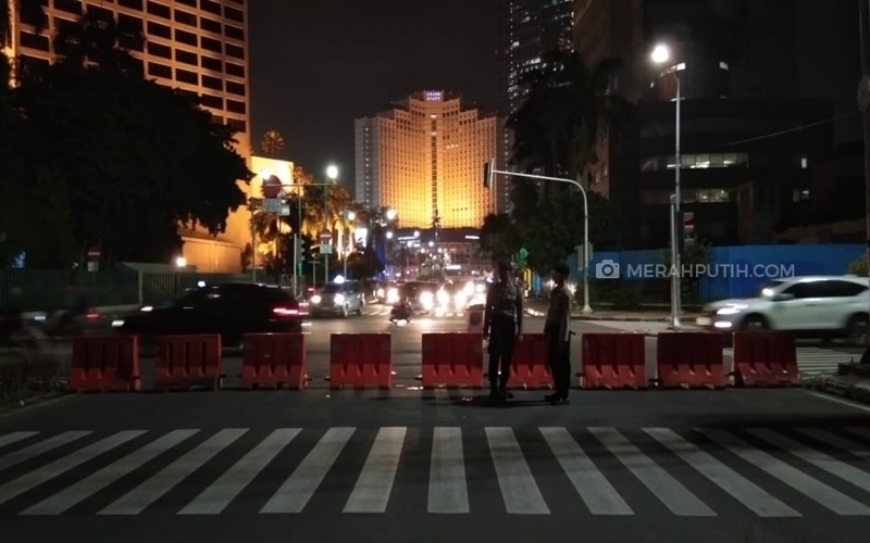  Perketat Keamanan, Polisi Tutup Kawasan Sekitar KPU