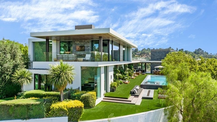 Zedd Jual Mansion Rp 281 Miliar ke Sutradara Kenya Barris