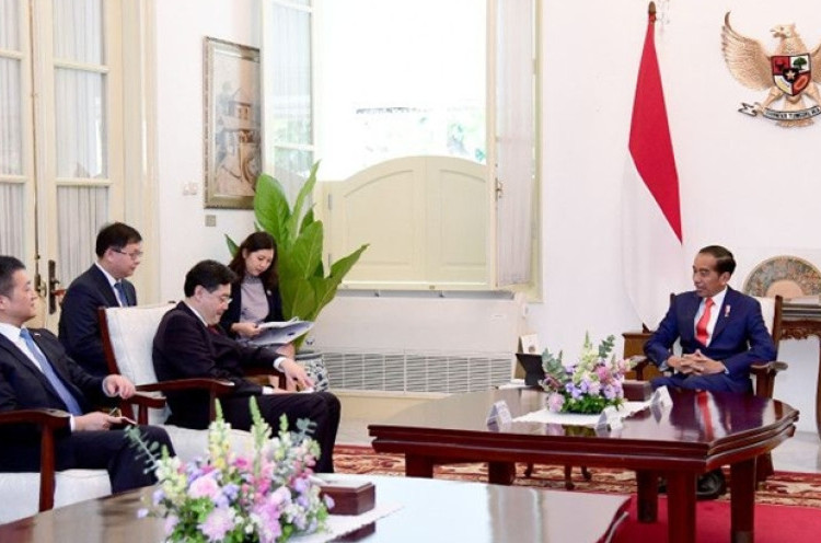 Presiden Jokowi Terima Kunjungan Kehormatan Menlu Tiongkok
