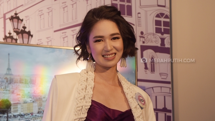 Laura Basuki Takut Dicium Suami, Kenapa Ya?
