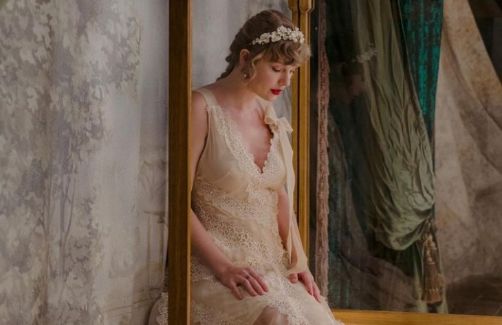 Taylor Swift Jadi Artis Pertama dengan 5 Top-Selling Album of the Year