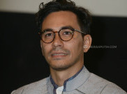Darius Sinathrya Harus Azan dan Berlogat Sunda dalam Film Asih