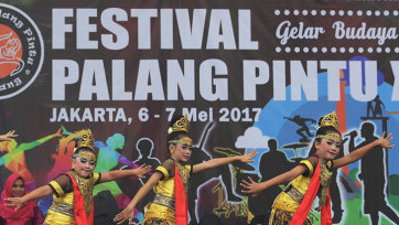 Serba Betawi di Festival Palang Pintu Kemang