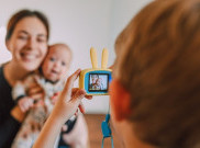 Cara Aman Flexing Foto Anak di Media Sosial