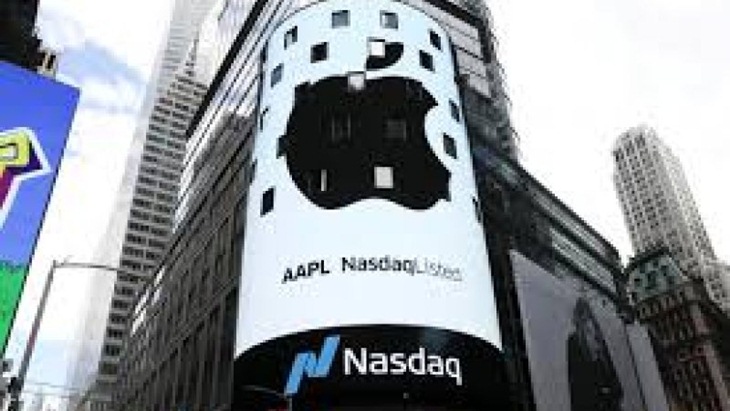 Pertama Kali Sejak Pandemi, Seluruh Toko Apple di AS Kembali Buka