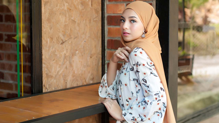 Siap-Siap Beli Baju Lebaran? Kenali Dulu Jenis Kain Gamis