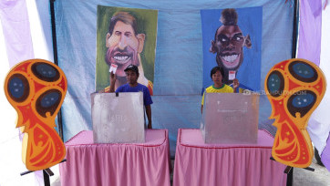 Demam Piala Dunia Menular di TPS 29 Jatiuwung