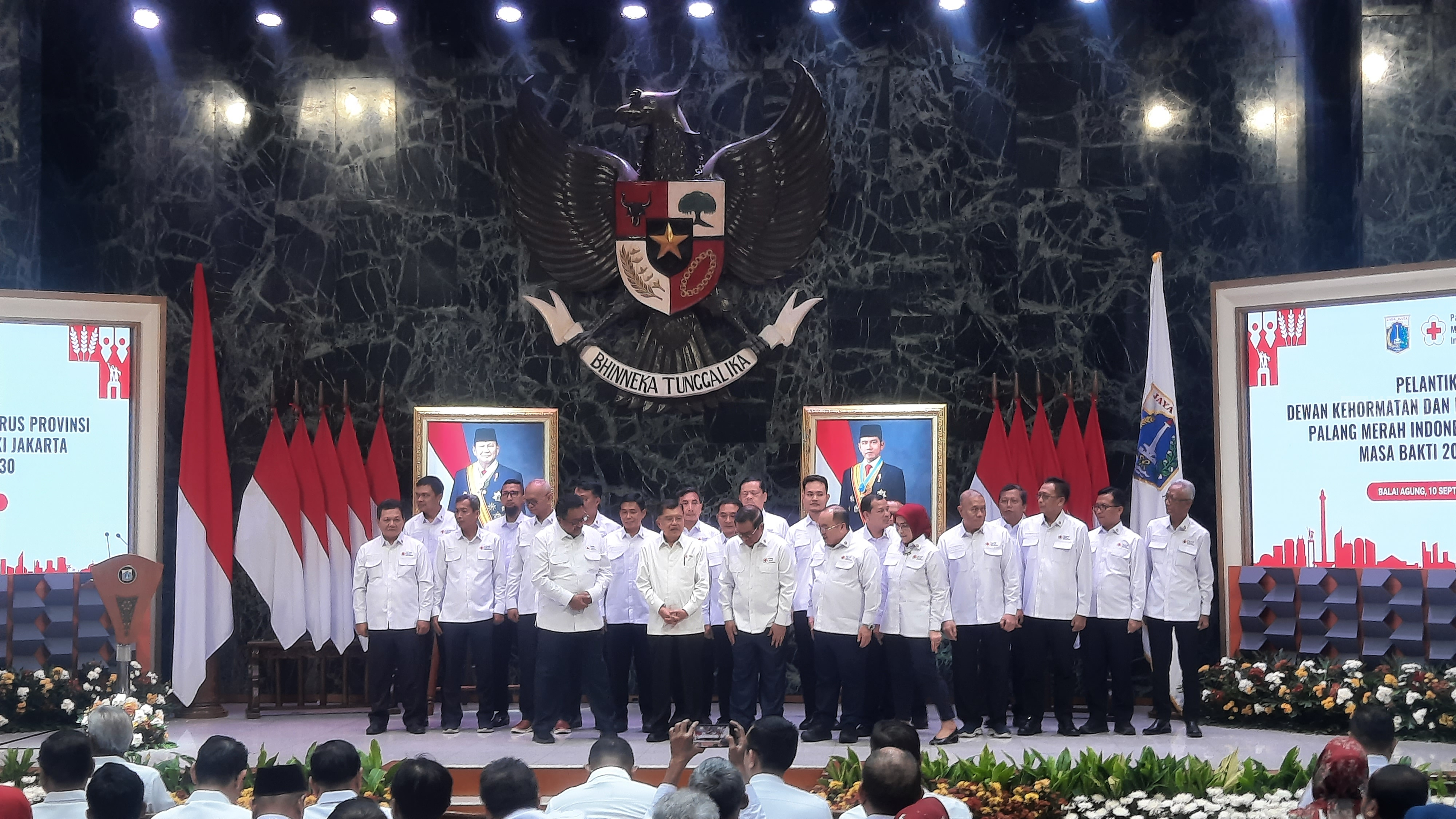 JK Lantik Pengurus Baru PMI Jakarta di Balai Kota, Ingatkan Tugas Membantu Orang Sulit