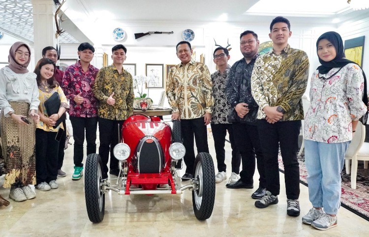 Ketua IMI Dorong UI Supermileage Vehicle Team Kembangkan Kendaraan Listrik Indonesia