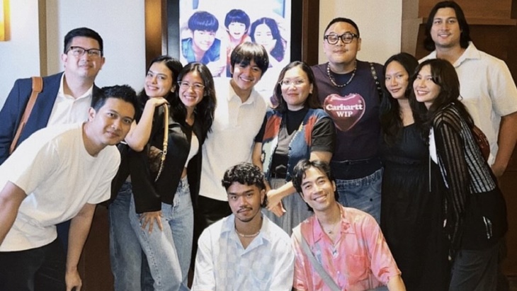 Sheila Dara Merasa Seperti Nasi Hangat Setelah Nonton 'Dua Hati Biru'