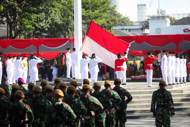 Bandung Tidak Gunakan Aturan BPIP Soal Tampilan Paskibraka Tanpa Jilbab