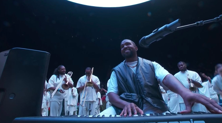 Kanye West, Clipse, dan Kenny G Berkolaborasi di Sunday Service