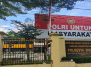 Didampingi Orangtuanya, Pelajar 17 Perakit Bom MAN 3 Diperiksa di Polres Padang