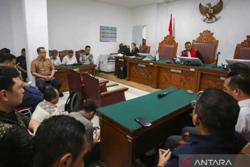 idang putusan praperadilan mantan Jaksa Agung Muda Tindak Pidana Khusus (Jampidsus) Febrie Adriansyah terkait penetapan status tersangka kasus dugaan Tindak Pidana Pencucian Uang (TPPU) dan upaya paksa penahanan di Pengadilan Negeri Jakarta Selatan, Jakarta, Kamis (27/8/2026). ANTARA/Luthfia Miranda Putri.