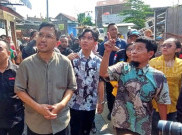Ajak Blusukan dan Kenalkan Mangkunegoro X ke Warga, Gibran Bantah Endorse Cawalkot Solo