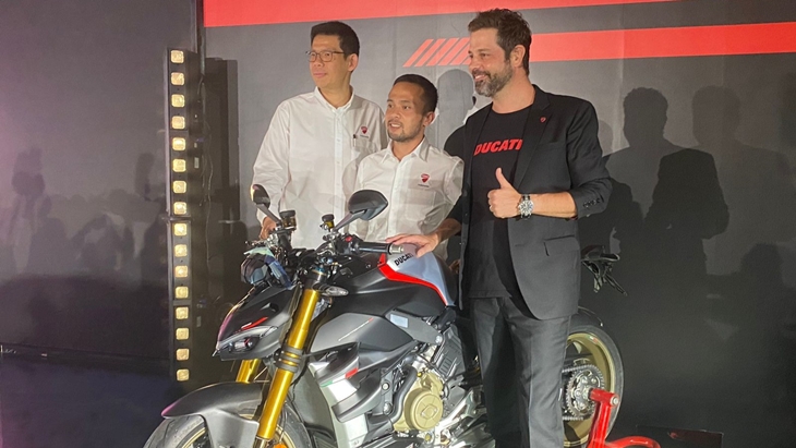 Ducati Streetfighter SP dan V2 sudah Bisa Dipesan, Segini nih Harganya