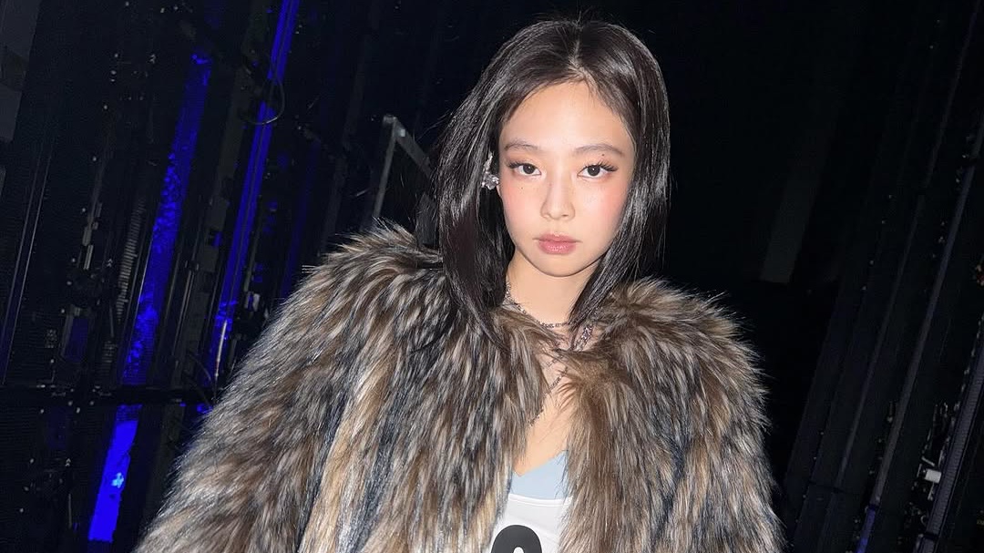 Lirik Lagu Catchy 'Damn Right' yang Dinyanyikan oleh Jennie, Childish Gambino, dan Kali Uchis