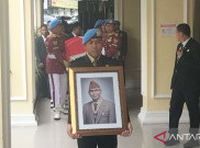 Jenazah Try Sutrisno Disalatkan di Masjid Sunda Kelapa, Anak ke-2 Jadi Imam