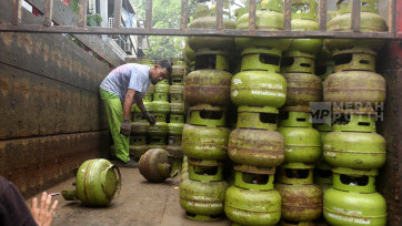 Mengintip Distribusi Gas Elpiji 3 Kg Bersubsidi di Palmerah Jakarta Barat