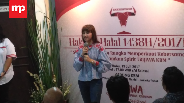 Tsamara Amanyi saat acara Halal Bihalal Komunitas Banteng Muda (KBM) di Bendungan Hilir, Jakarta Pusat, Rabu (19/7). (MP/Fadhli)