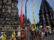 Prosesi Tawur Agung Digelar di Candi Prambanan