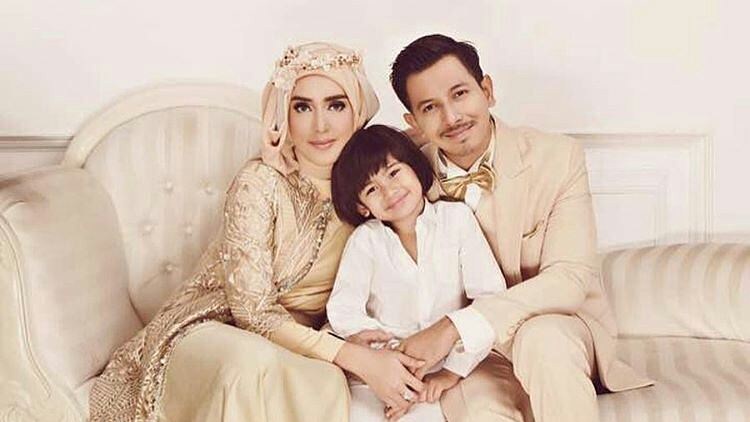 Fairuz A Rafiq Resmi Dipersunting Sonny Septian