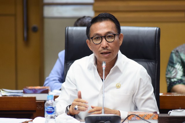 DPR Minta Polri Tindak Tegas Pelaku Penimbunan Obat COVID-19