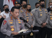 Alasan Polisi Tembakkan Gas Air Mata ke Tribun saat Tragedi Kanjuruhan