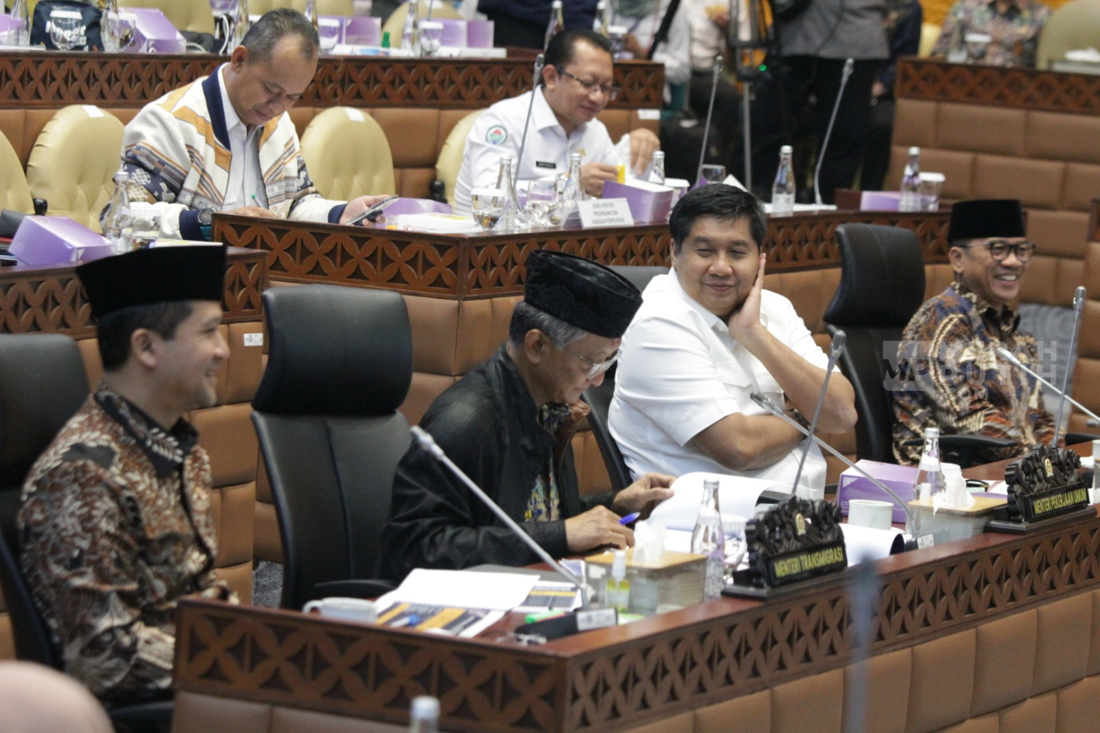 Raker Menteri PU, Menteri PKP, dan Menteri Desa PDT dengan Komisi V DPR Bahas Anggaran Tahun 2025