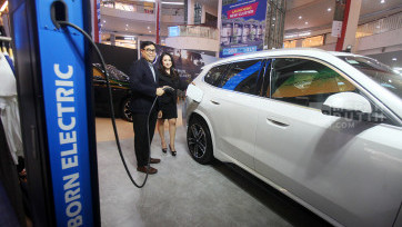 Jangkau Pecinta Otomotif, BMW Exhibition Hadir Perdana di Mall Kelapa Gading Jakarta