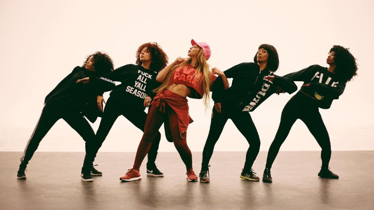 Demi 'Coachella', Beyonce Olahraga Gila-Gilaan