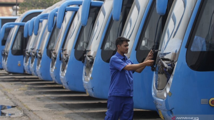 Pengamat Nilai Pengoperasian Bus Zhongtong Tergesa-gesa