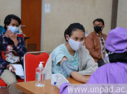 Gelar Vaksinasi COVID-19, Unpad Tidak Layani Masyarakat Umum
