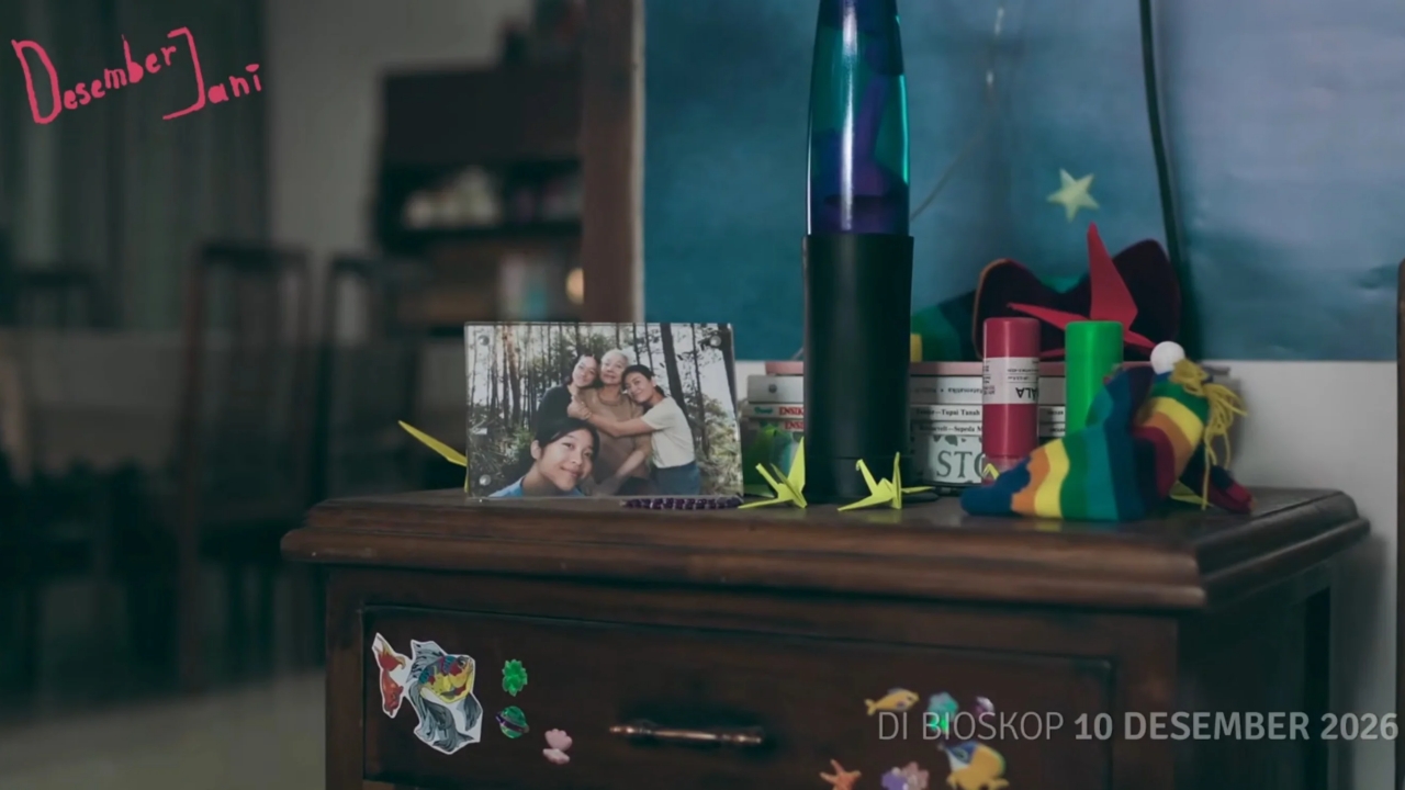 Hangat tapi Penuh Konflik, 'Desember Jani' Hadirkan Kisah Keluarga lewat Teaser Perdana