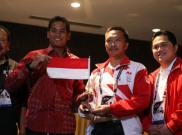 Malaysia Tarik Buku Berbendera Merah Putih Terbalik