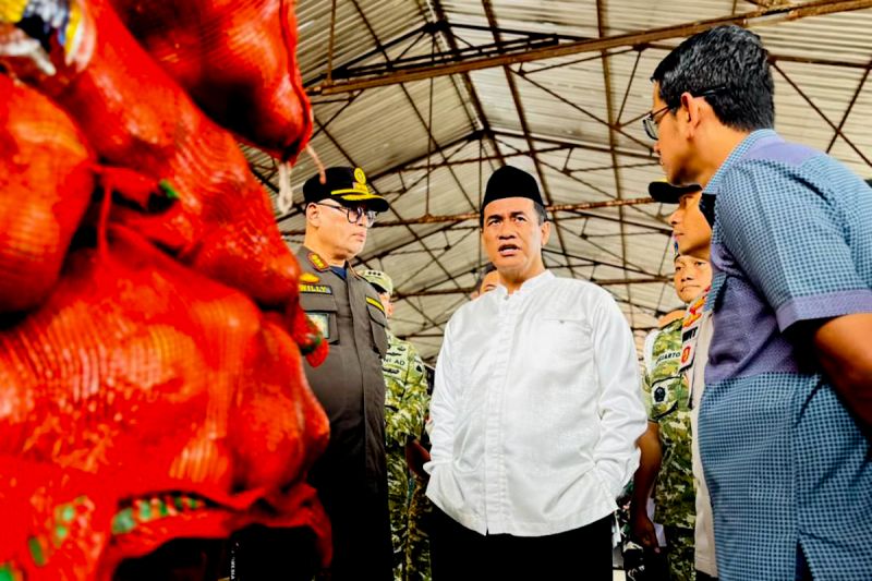 Amran Tidak Bakal Beri Ampun Penyelundup Bawang dan Cabai Lewat Kalimantan Barat