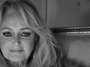 Bonnie Tyler Meninggal Dunia di Usia 75 Tahun, Dunia Musik Kehilangan Legenda 'Total Eclipse of the Heart'