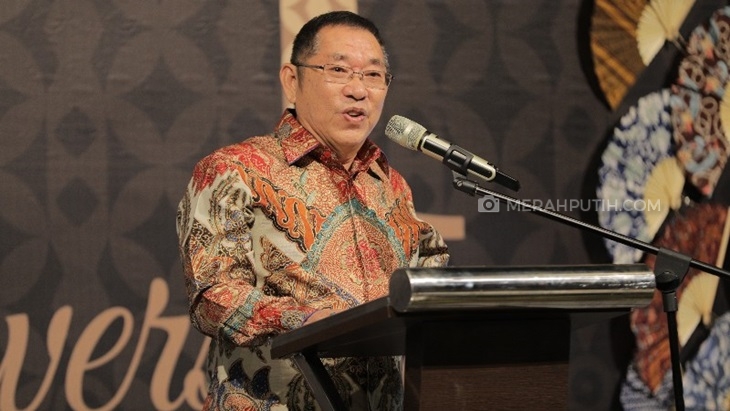 Belajar Pantang Menyerah Melalui Kisah Jatuh-Bangun Jerry Hermawan Lo