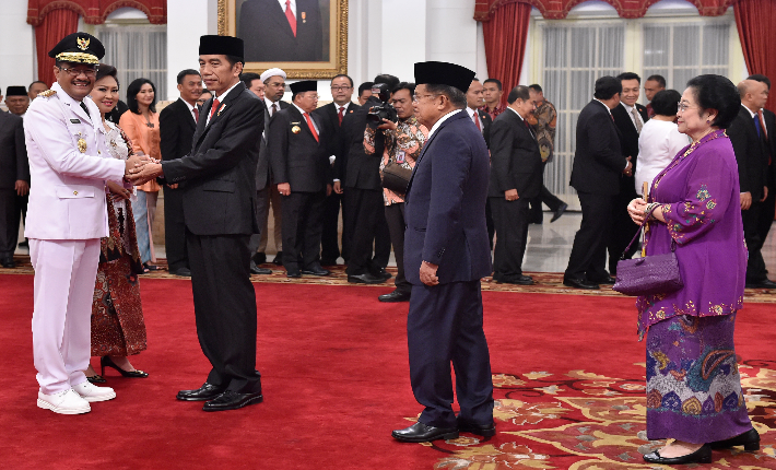 Dilantik Jadi Gubernur, Djarot:  Pesan Pak Ahok Tingkatkan Kepuasan Warga