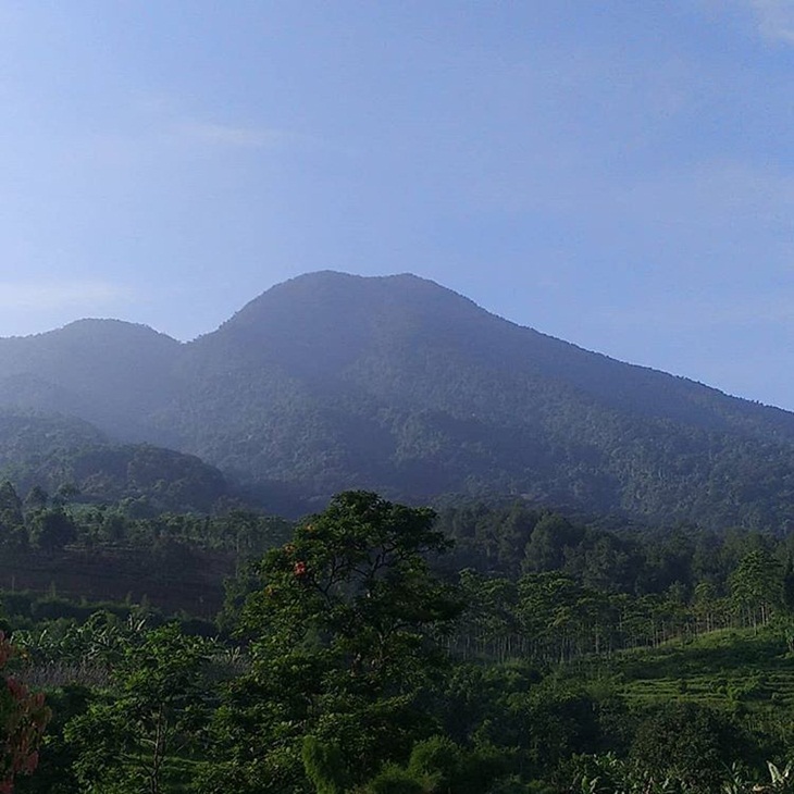 Gunung Salak. (Foto: instagram.com/ramamor21)