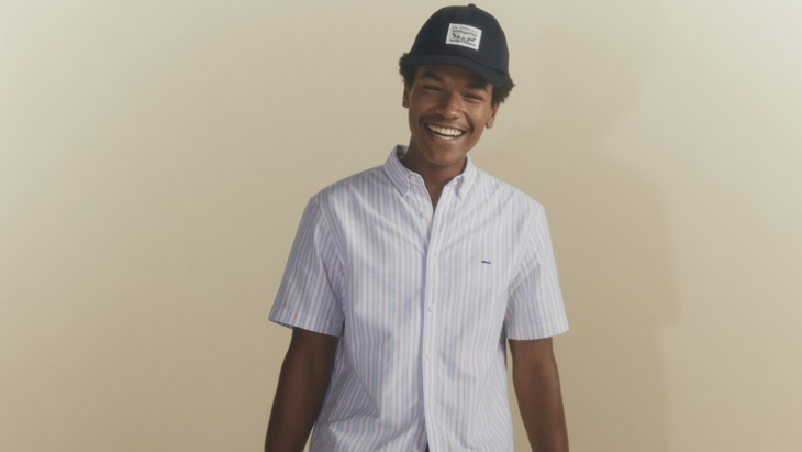 Levi's Luncurkan Koleksi Summer Essentials, 'Cozy' dan 'Effortless' buat Gaya di Musim Panas