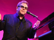 Musisi Inggris Elton John Dapat Penghargaan dari Harvard Foundation