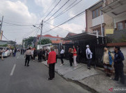 Jokowi Takziah ke Rumah Duka Hamzah Haz Habis Zuhur