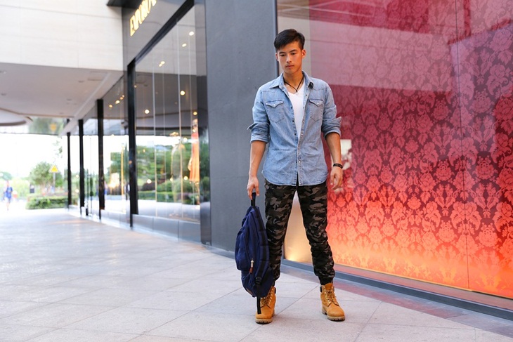Kemeja denim. (Foto: Pixabay/BlueMaine)